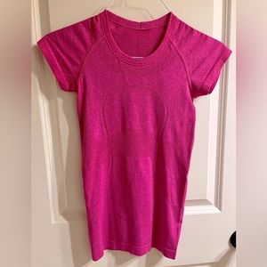 Pink Lululemon XS